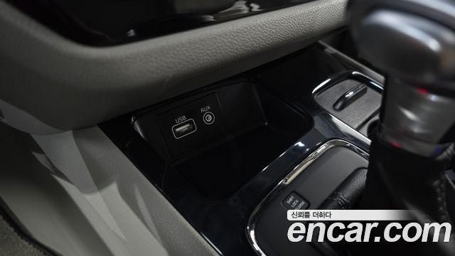 Kia Canival 2017 — photo 27