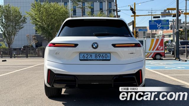 BMW iX 2026 — photo 4