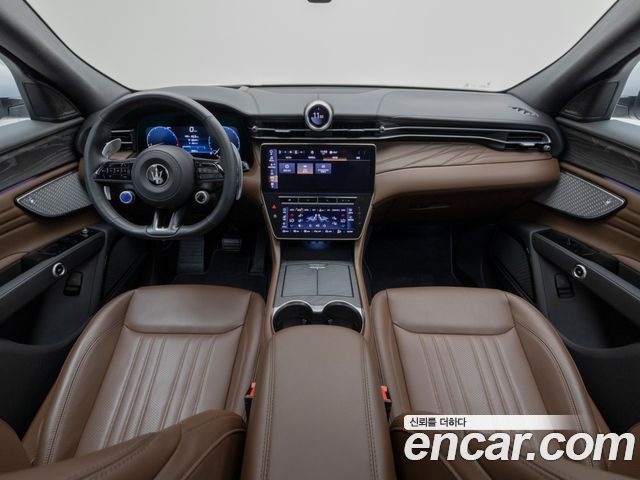 Maserati Grecale 2024 — photo 7