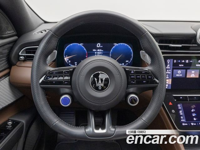 Maserati Grecale 2024 — photo 13