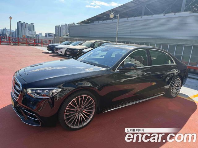 Mercedes-Benz S-Class 2026 — photo 1