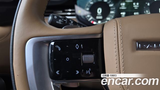 Land Rover Range Rover 2023 — photo 26