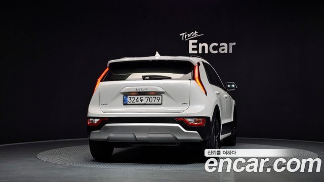 Kia Niro 2025 — photo 4