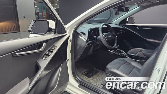 Kia Niro 2025 — photo 13