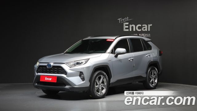 Toyota RAV4 2021 — photo 33