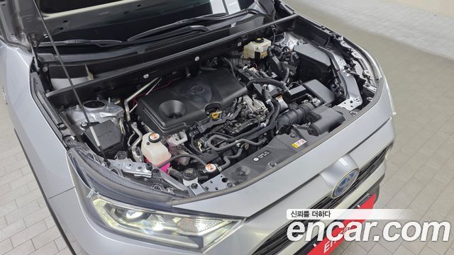 Toyota RAV4 2021 — photo 6