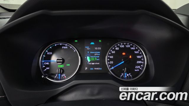 Toyota RAV4 2021 — photo 11