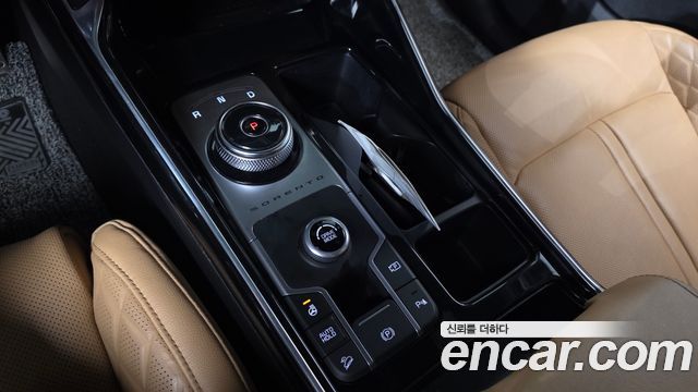 Kia Sorento 2022 — photo 12
