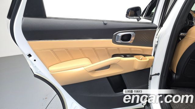 Kia Sorento 2022 — photo 15