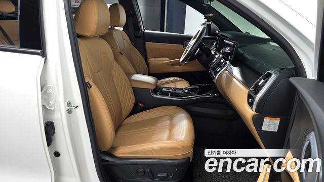 Kia Sorento 2022 — photo 16