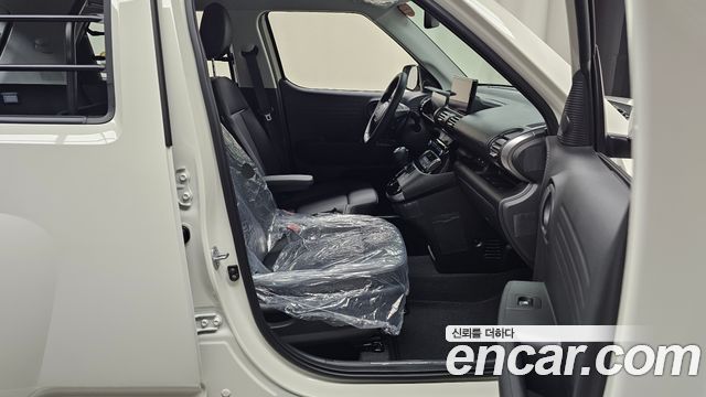 Hyundai Casper 2027 — photo 16