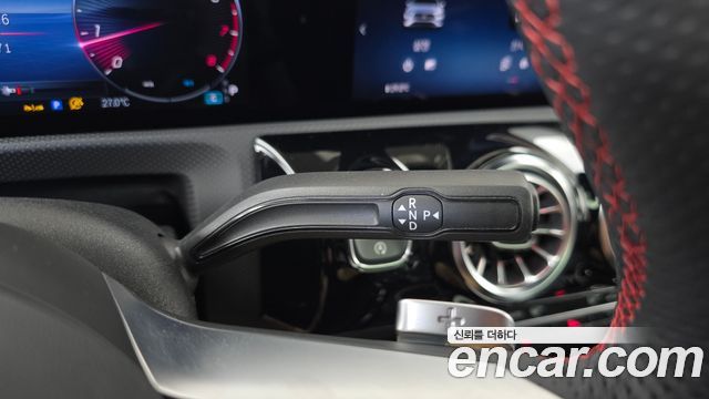 Mercedes-Benz CLA-Class 2024 — photo 12