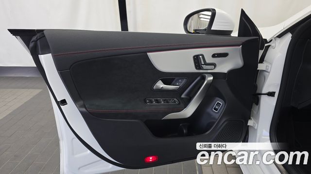 Mercedes-Benz CLA-Class 2024 — photo 14
