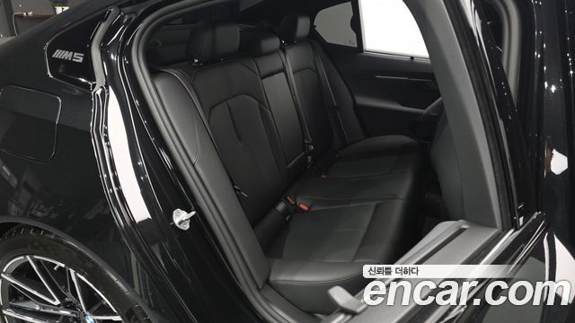 BMW M5 2026 — photo 18