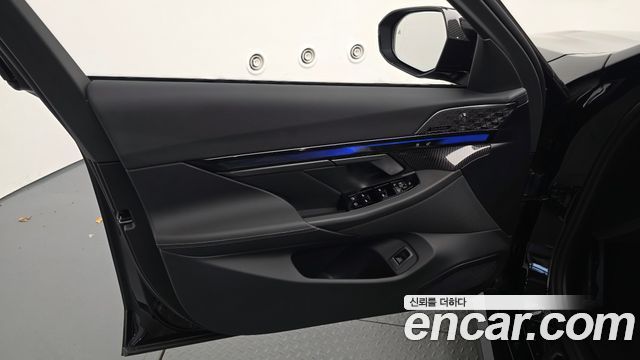 BMW M5 2026 — photo 14