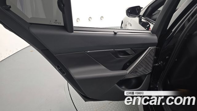BMW M5 2026 — photo 15