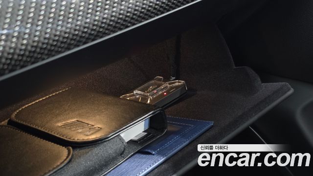 BMW M5 2026 — photo 37