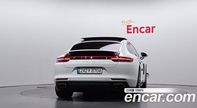 Porsche Panamera 2019 — photo 4