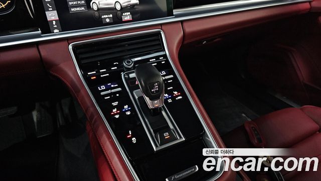Porsche Panamera 2019 — photo 12