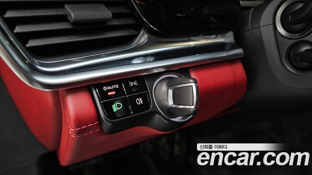 Porsche Panamera 2019 — photo 25
