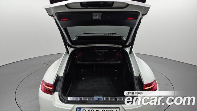 Porsche Panamera 2019 — photo 26