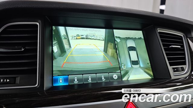 Genesis G80 2018 — photo 20