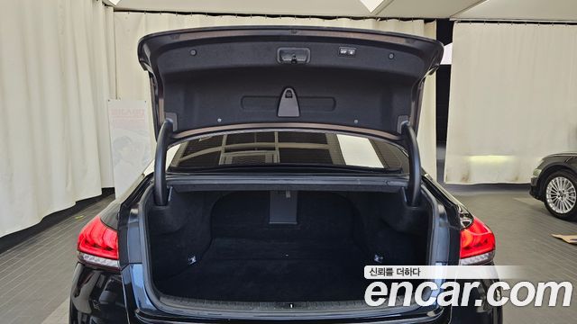 Genesis G80 2018 — photo 23