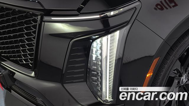 Cadillac Escalade 2025 — photo 8