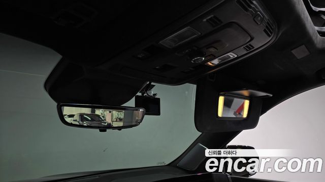 Cadillac Escalade 2025 — photo 37
