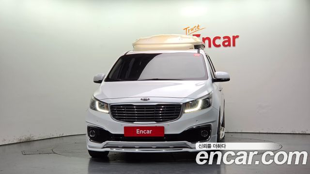 Kia Canival 2017 — photo 3