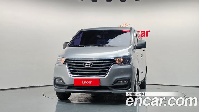 Hyundai Starex 2018 — photo 3