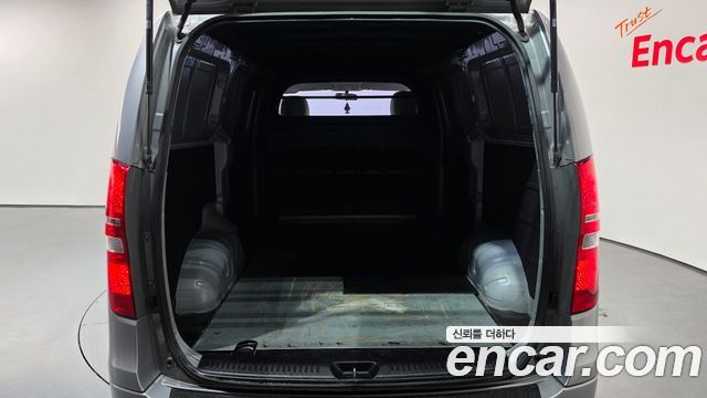 Hyundai Starex 2018 — photo 21