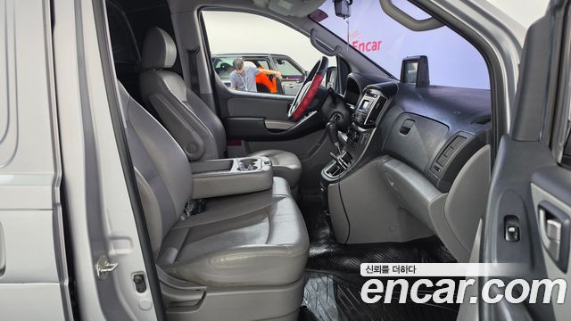 Hyundai Starex 2018 — photo 16