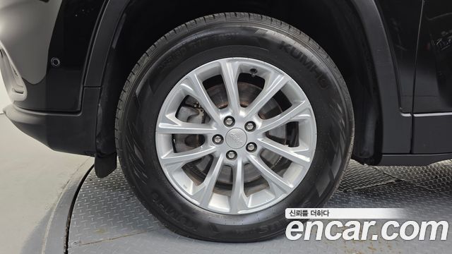 Jeep Cherokee 2019 — photo 5