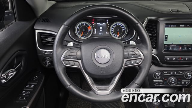 Jeep Cherokee 2019 — photo 12