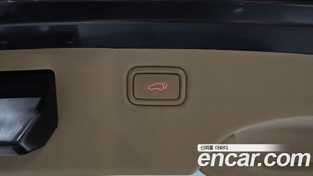 Kia Canival 2019 — photo 29