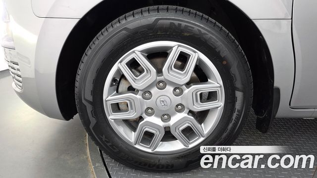 Hyundai Staria 2022 — photo 5