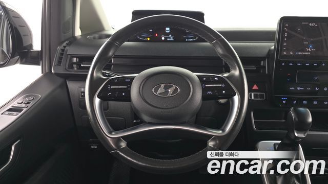 Hyundai Staria 2022 — photo 13