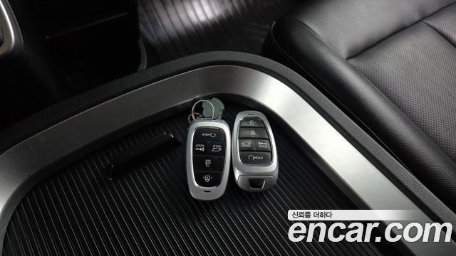 Hyundai Staria 2022 — photo 17