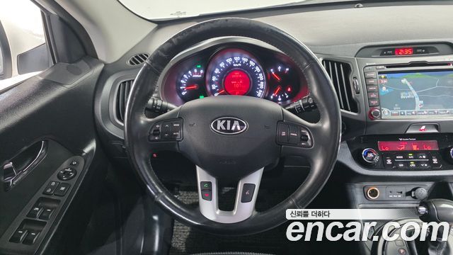 Kia Sportage 2013 — photo 14