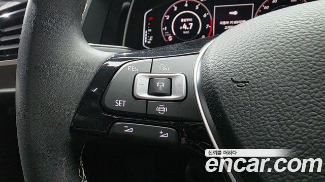 Volkswagen Jetta 2021 — photo 22