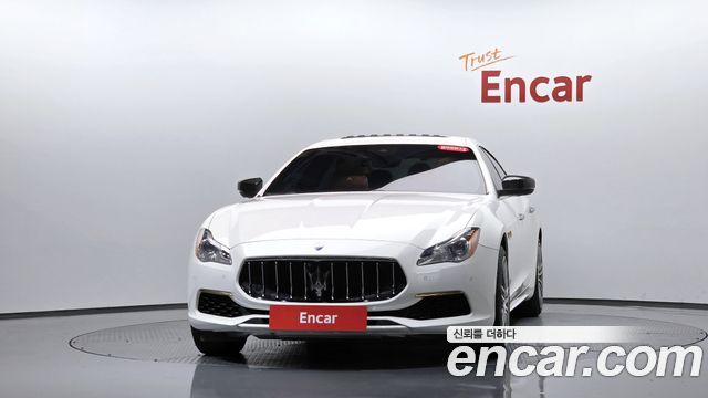 Maserati Quattroporte 2017 — photo 3