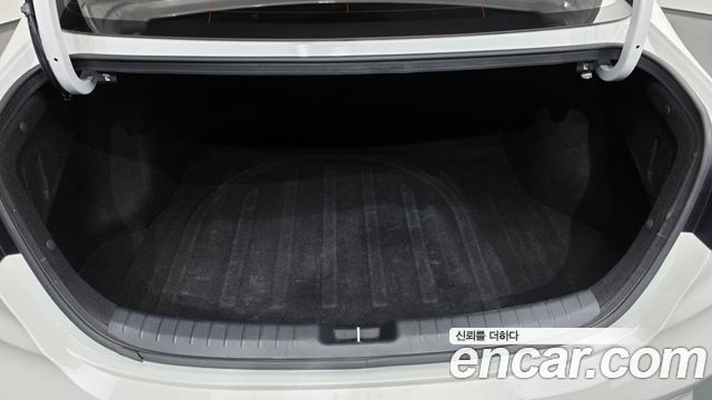 Kia K3 2022 — photo 24