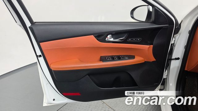 Kia K3 2022 — photo 14