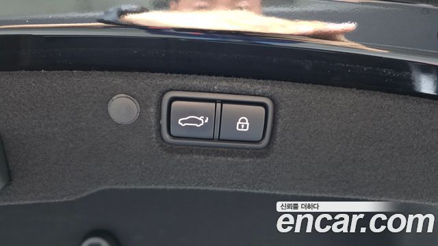 Kia K7 2020 — photo 25