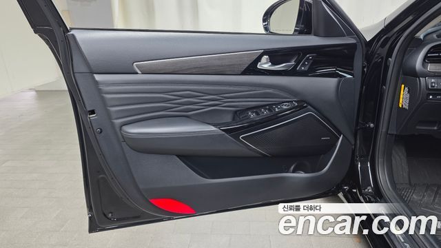 Kia K7 2020 — photo 14