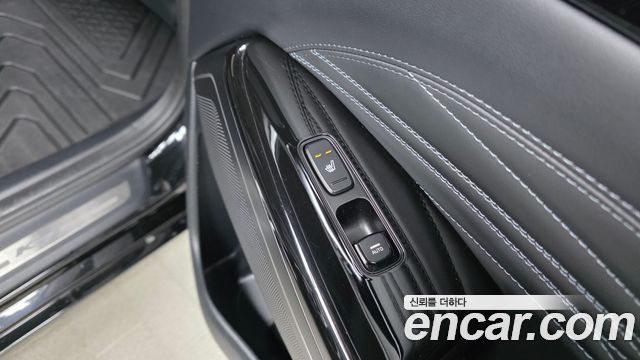 Kia K7 2020 — photo 30