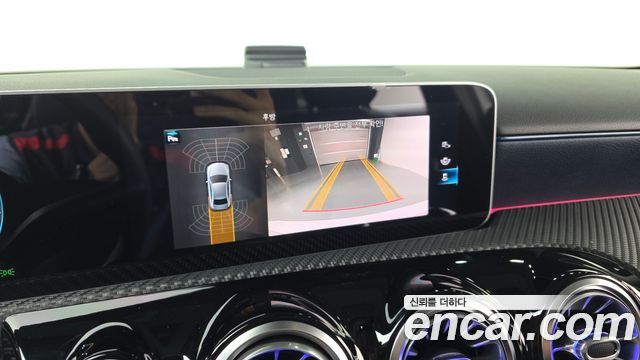 Mercedes-Benz A-Class 2020 — photo 21