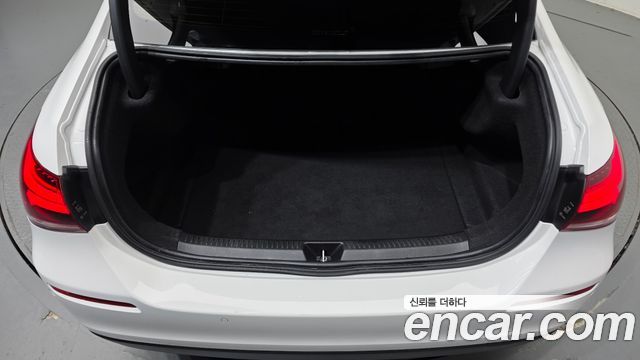 Mercedes-Benz A-Class 2020 — photo 22