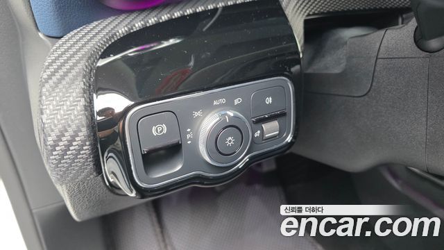 Mercedes-Benz A-Class 2020 — photo 26